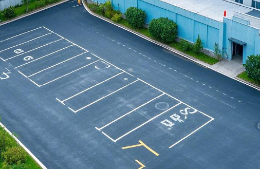 蘇州廠區(qū)停車位劃線有什么好方法？